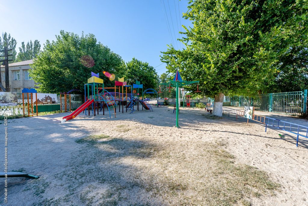 Детская площадка в Стрелковом